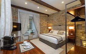 Donati Luxury Tower Suites